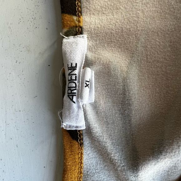 Super soft and stretchy knee length dress - Picture 3 of 3